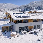 Holiday home Alpenchalet Lambert