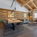 Holiday home Alpenchalet Lambert *
