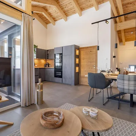 Holiday home Alpenchalet Lambert *