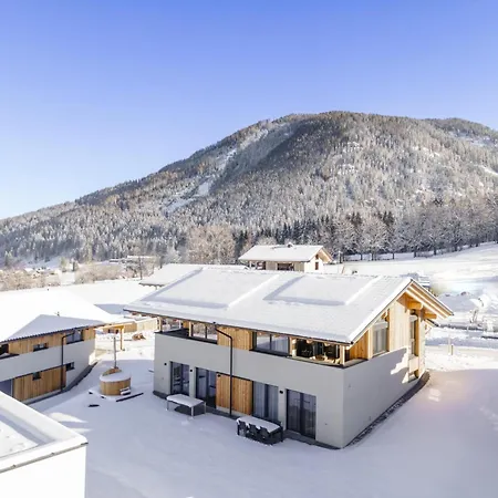 Holiday home Alpenchalet Lambert