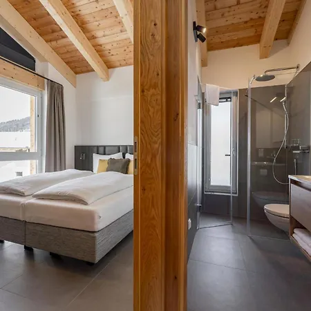 Holiday home Alpenchalet Lambert