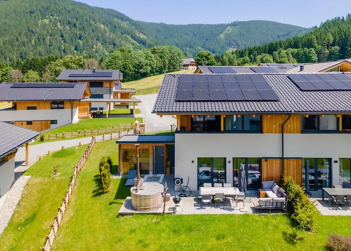 Alpenchalet Lambert 度假居 *